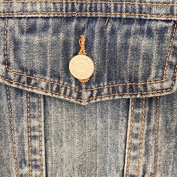 Sincerely Jules NWT WOMENS Washed  Blue Denim Jacket Medium - Picture 6 of 8